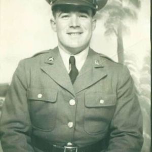 Meet your Posher, Cliff